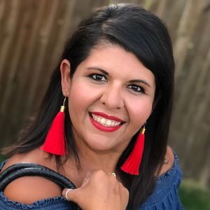 Meet your Posher, Monica